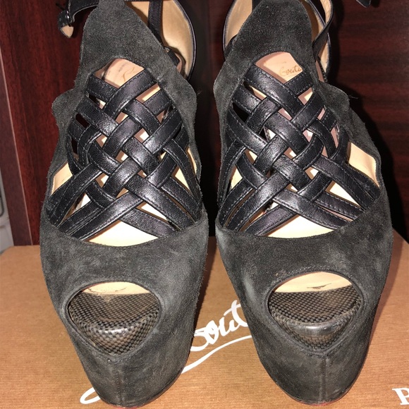 Christian Louboutin Heels *Carlota Veau Patent* - Picture 3 of 5